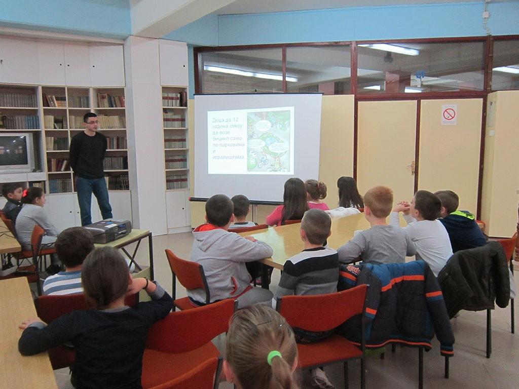 Предавање о саобраћају